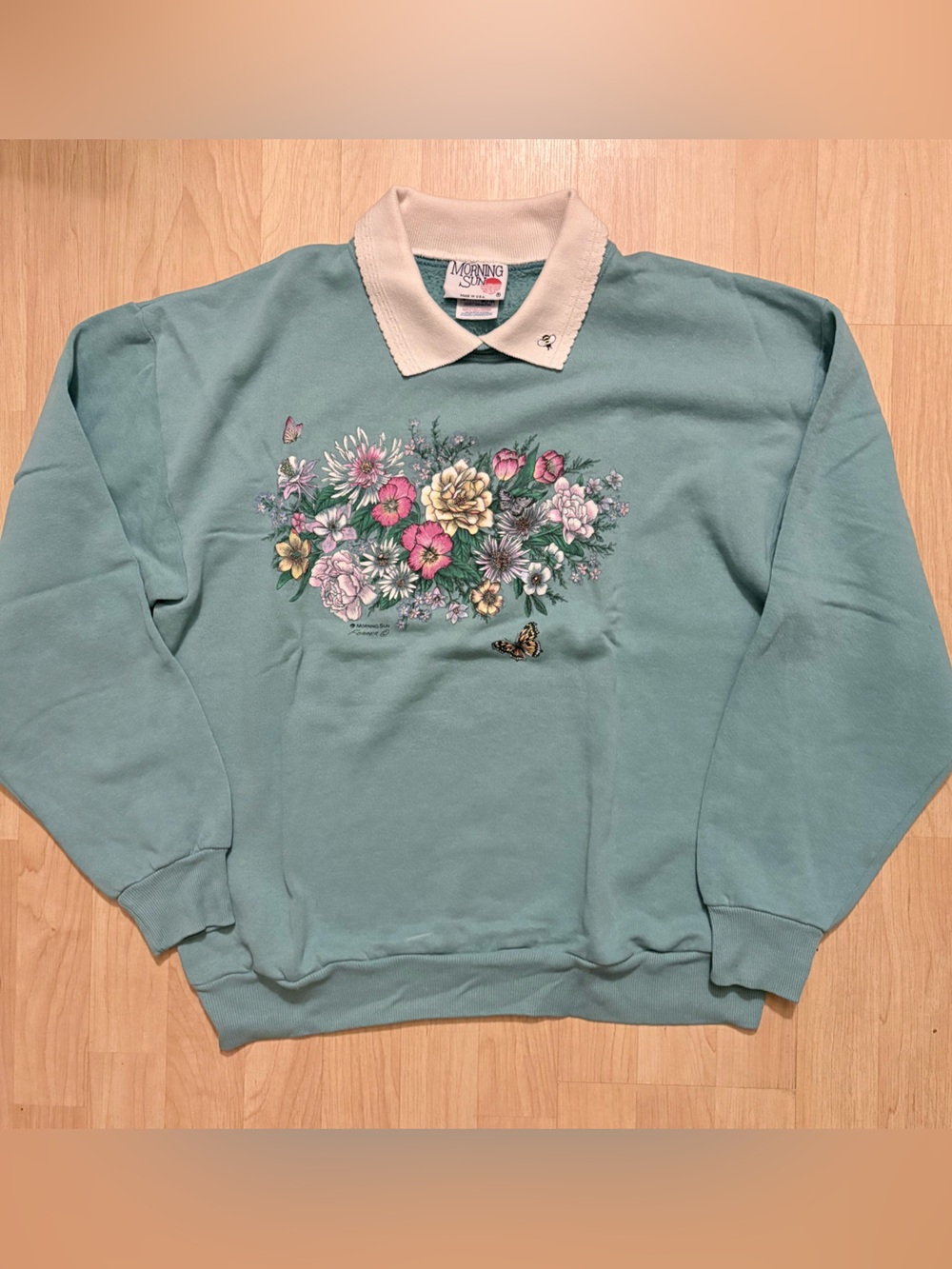 Vintage 90’s Collared Grandma Sweatshirt with Morning Sun Floral Butterfly Bee